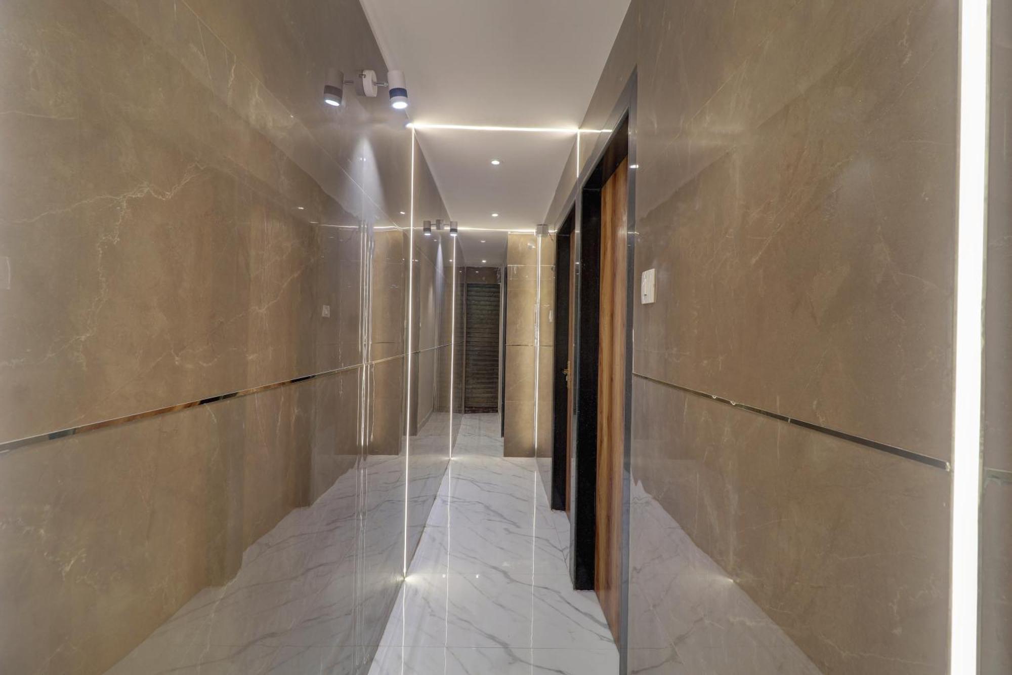 Hotel Omega Mumbai Exterior photo